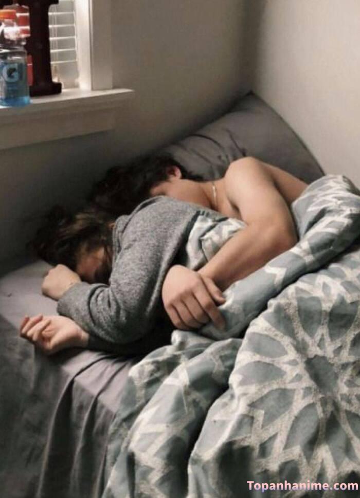 Ảnh ôm người yêu ngủ 12