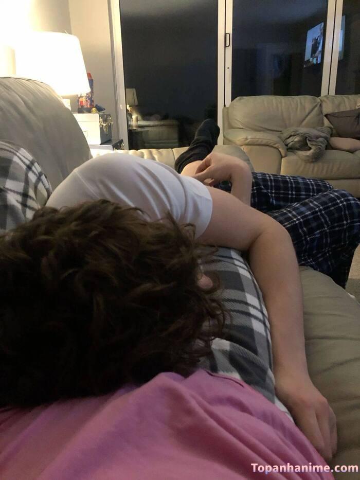 Ảnh ôm người yêu ngủ 21