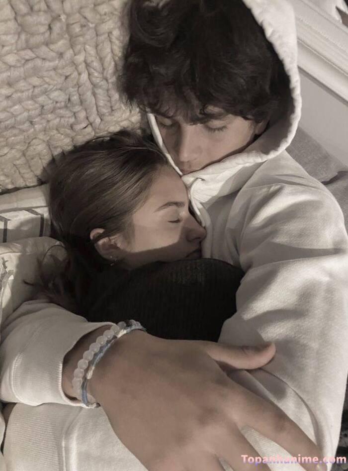 Ảnh ôm người yêu ngủ 35