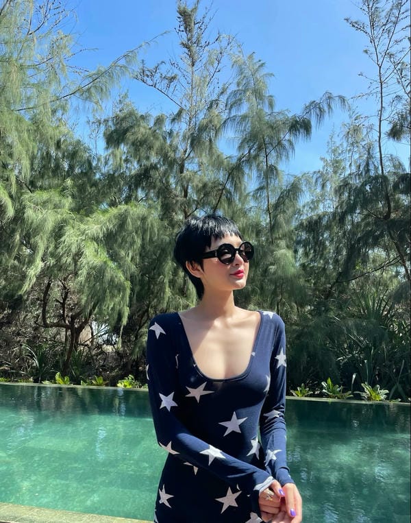 Hình Ảnh Sex Hiền Hồ 8