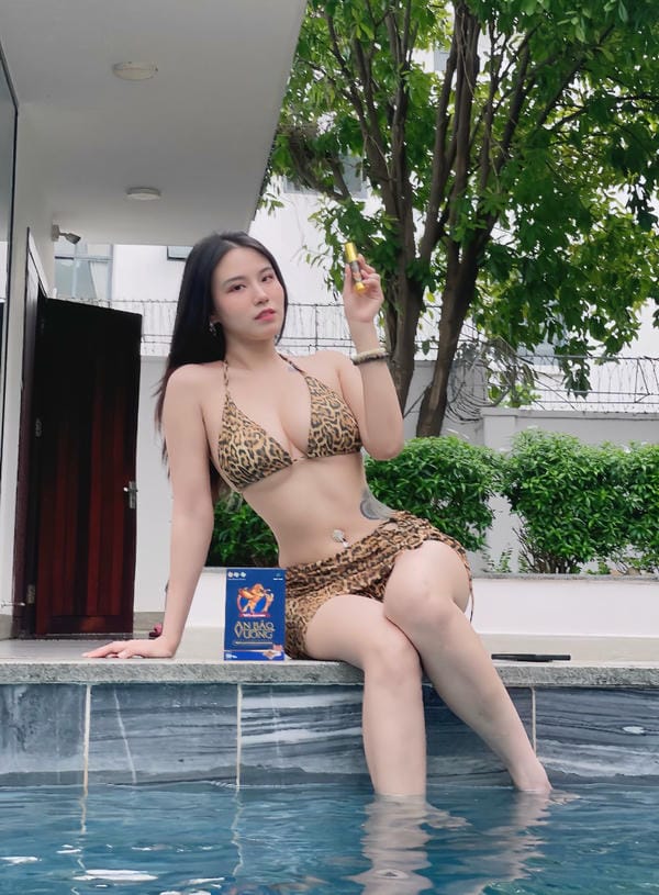 ảnh sex Linh Miu 22