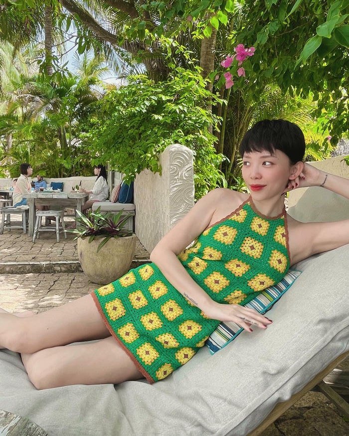 ảnh Tóc Tiên bikini 30