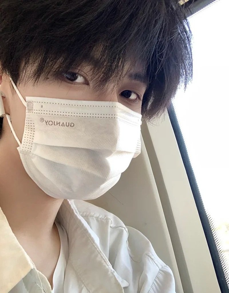 ảnh trai đẹp che mặt 15