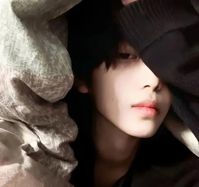 ảnh trai đẹp che mặt 26