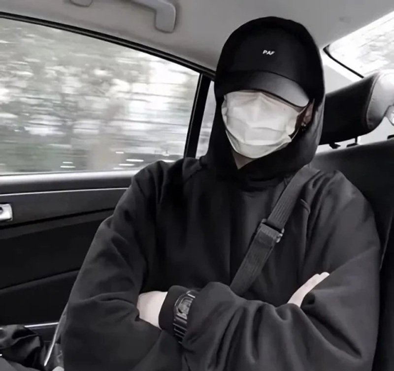 ảnh trai đẹp che mặt 28