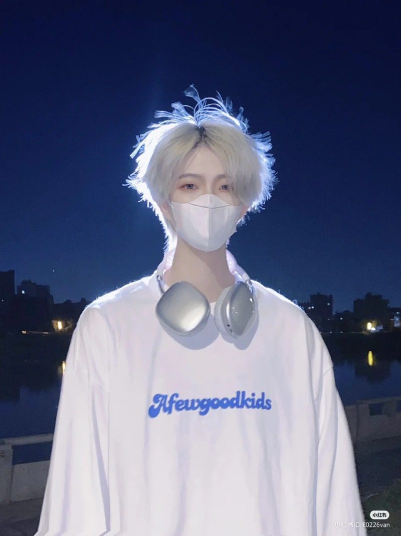 Ảnh trai đẹp đeo khẩu trang 35