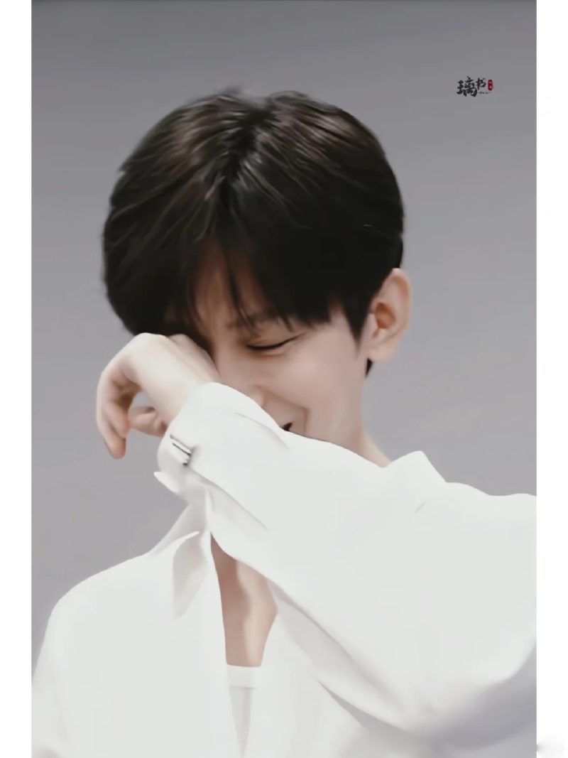 ảnh trai đẹp Trung Quốc che mặt 26