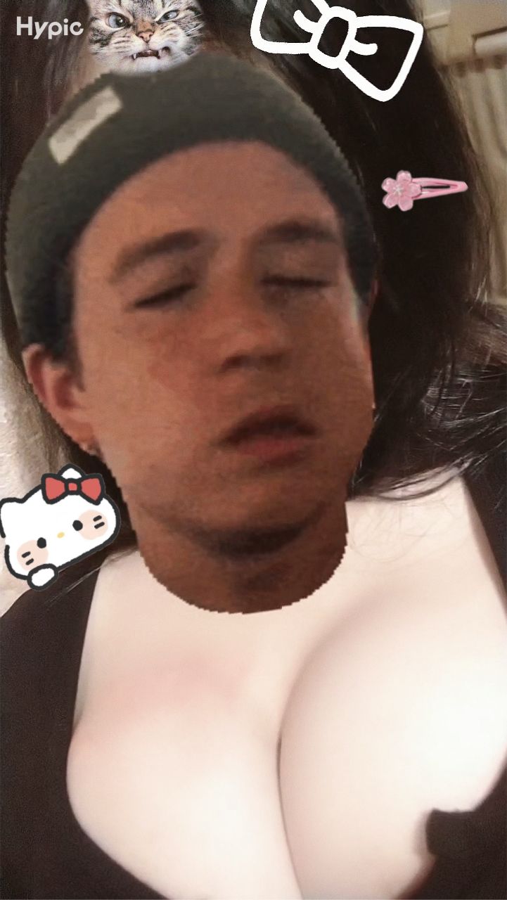 Ảnh vú gợi cảm 13