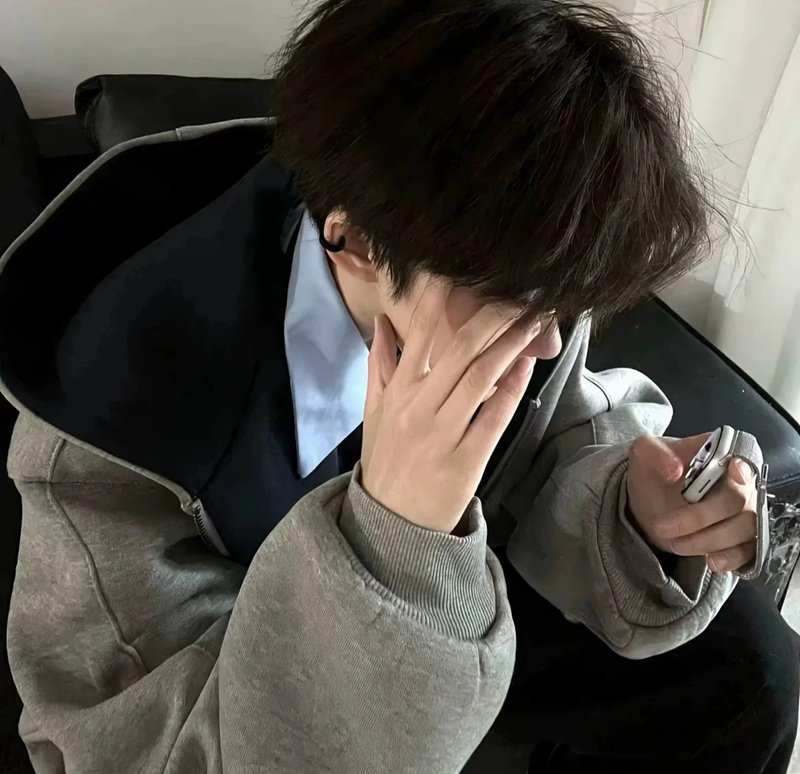 avatar ảnh trai đẹp che mặt 13