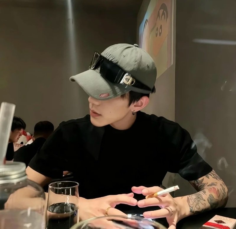 avatar ảnh trai đẹp che mặt 40