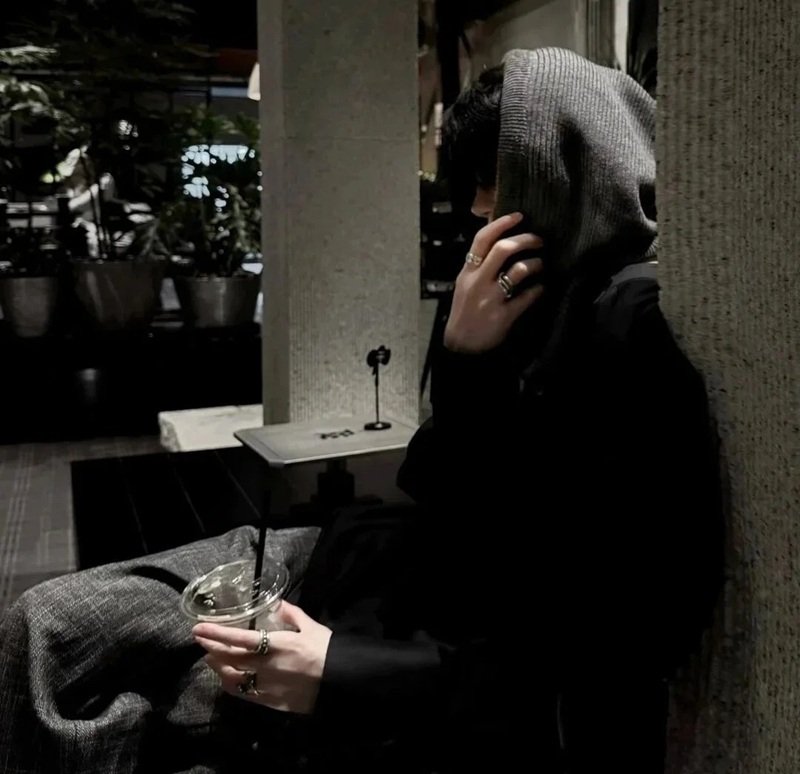 avatar ảnh trai đẹp che mặt 26