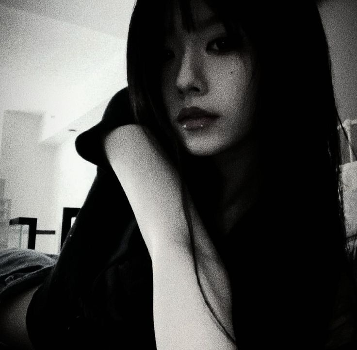 Avatar Nữ Ngầu 3