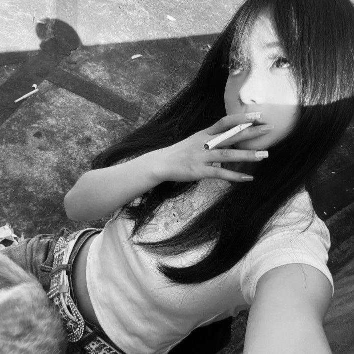 Avatar Nữ Ngầu 2