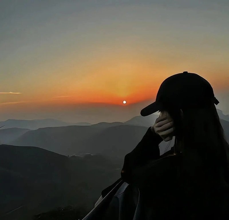 avatar nữ ngầu che mặt 10