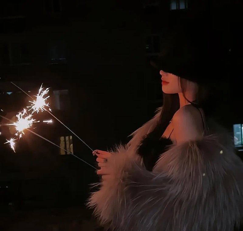 avatar nữ ngầu che mặt 11