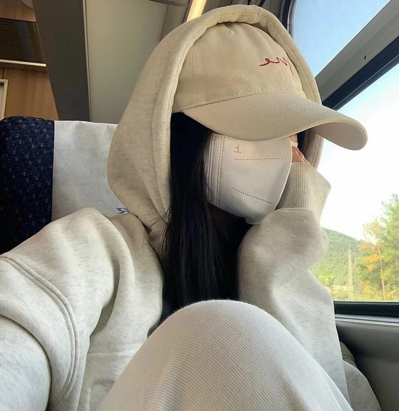 avatar nữ ngầu che mặt 22