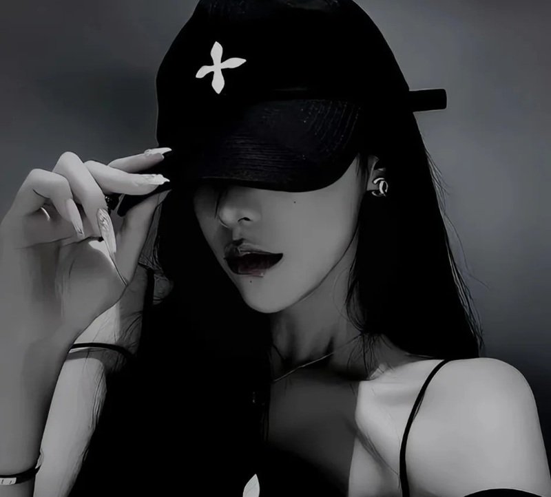 avatar nữ ngầu che mặt 24