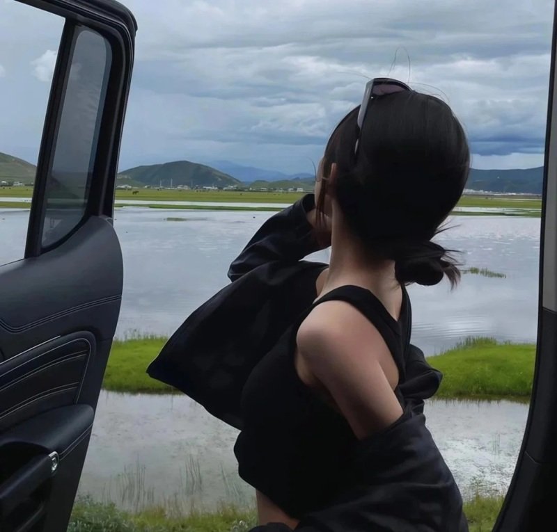 avatar nữ ngầu che mặt 39