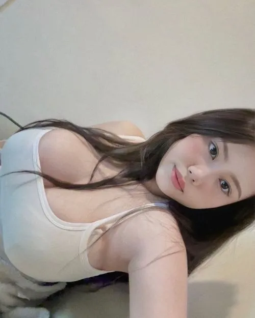 Ảnh Gái Xinh Vú To Ngực Bự 162