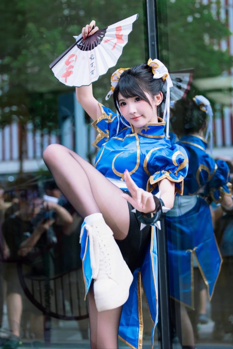 ảnh Chun Li cosplay 16