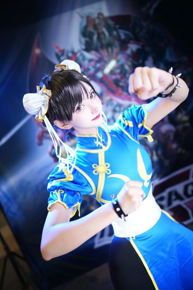 ảnh Chun Li cosplay 21
