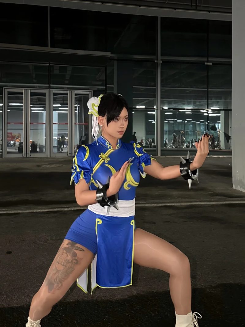 ảnh Chun Li cosplay 6