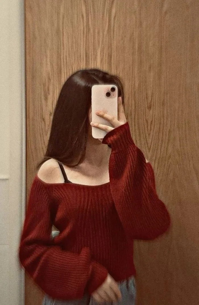 Attractive Instagram Hidden Face DP for Girls 35