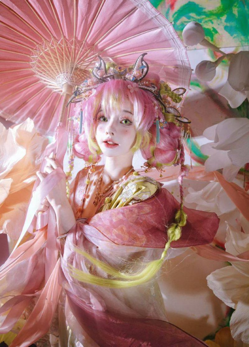 ảnh Cosplay Mitsuri 10