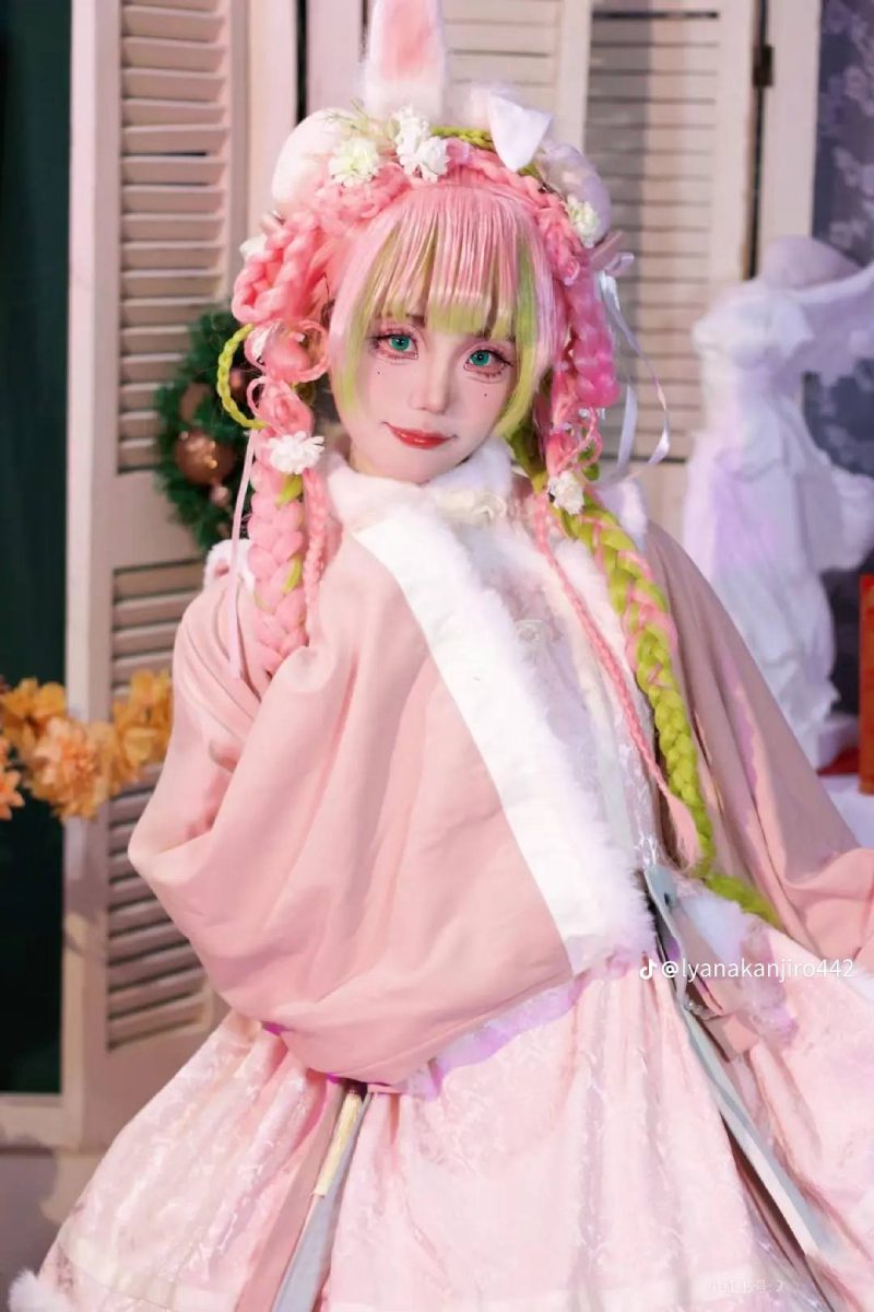 ảnh Cosplay Mitsuri 19