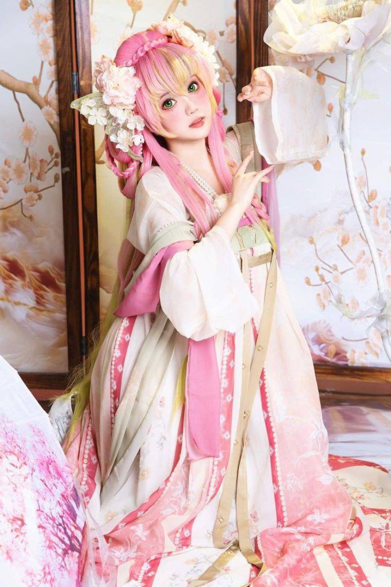 ảnh Cosplay Mitsuri 21