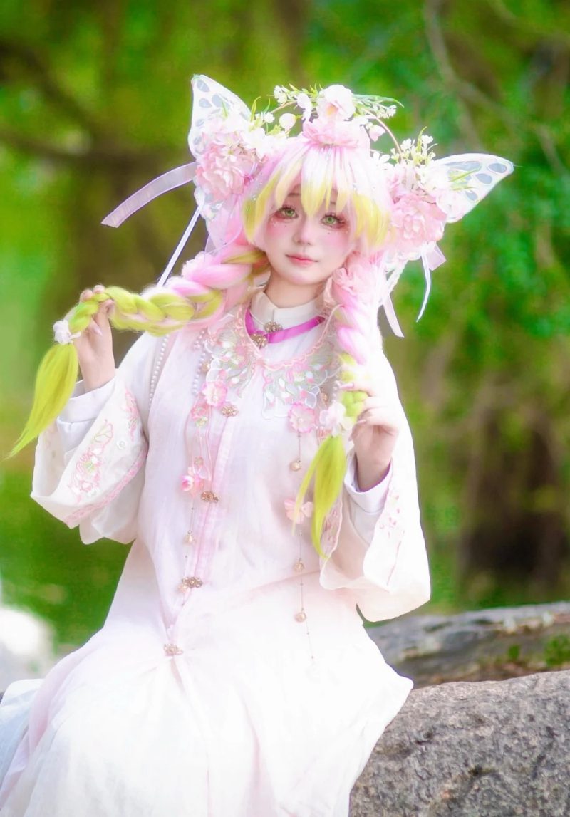 ảnh Cosplay Mitsuri 32