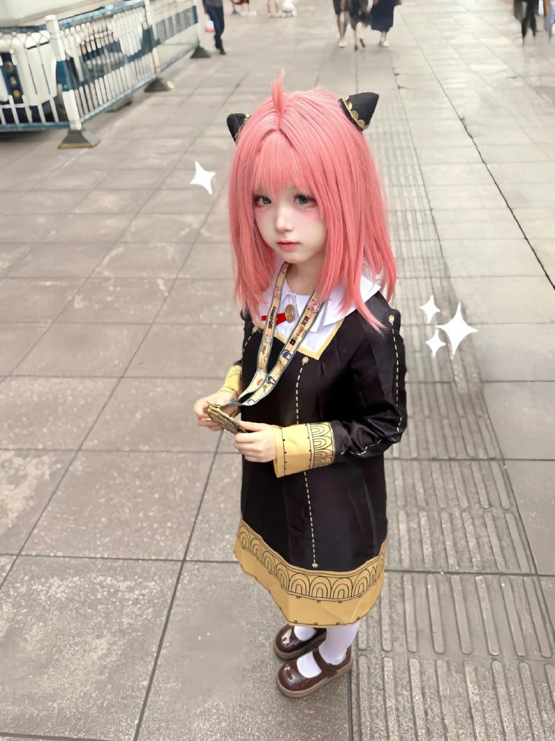 cosplay anime Anya 32