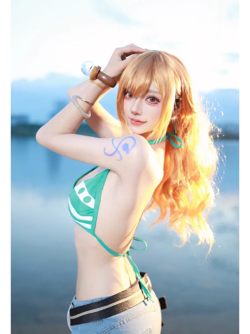 cosplay anime nami 18