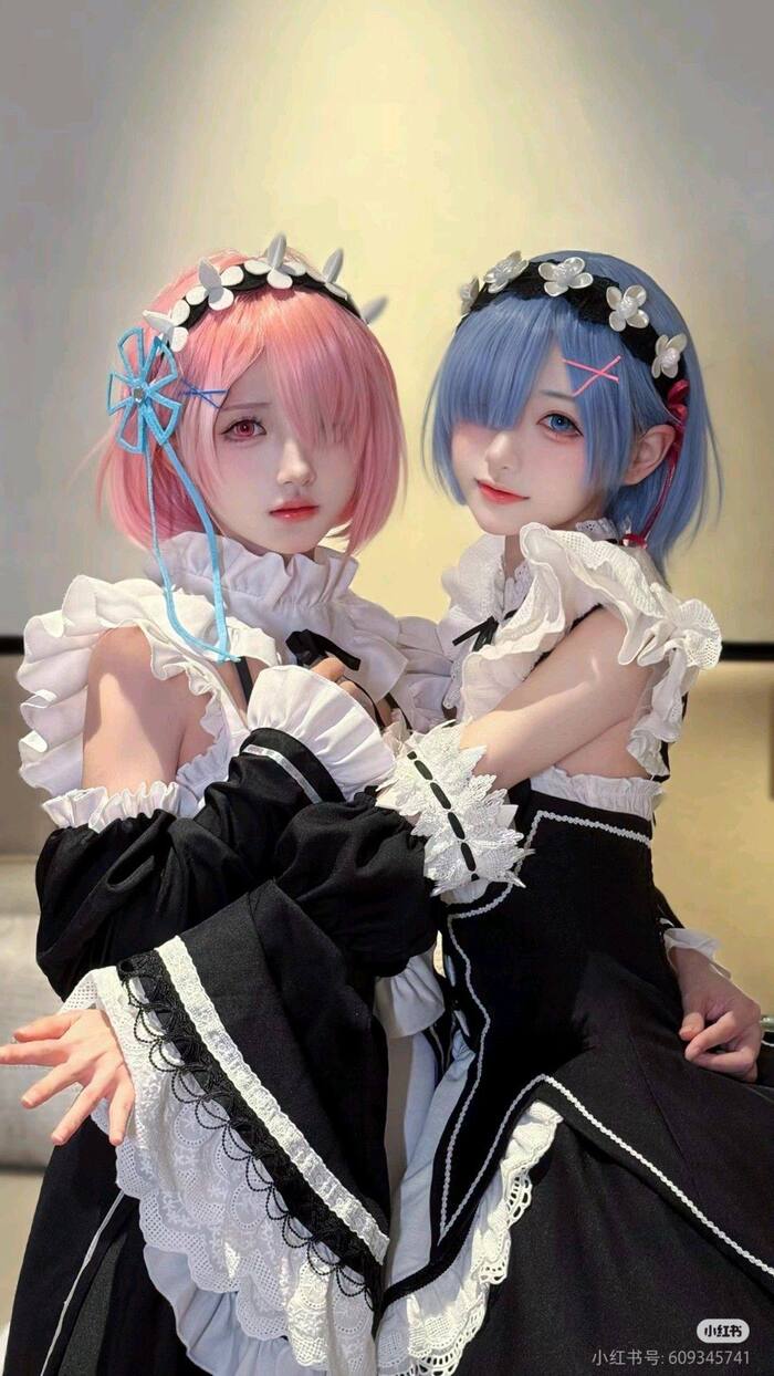 ảnh cosplay hầu gái 18