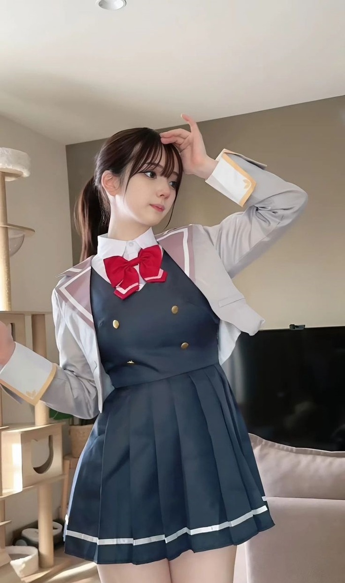 cosplay học sinh 9