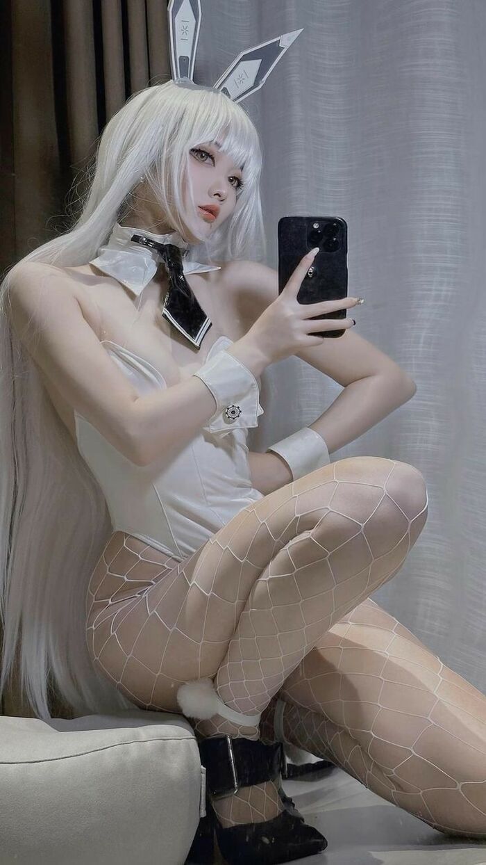 ảnh cosplay thỏ 3