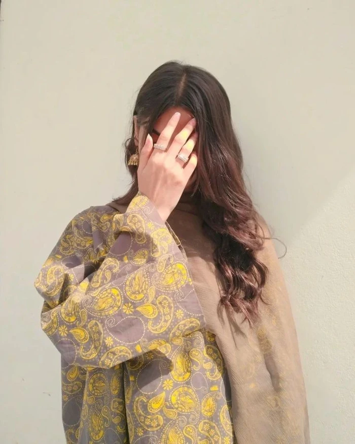 Hidden Face DP Girls 35