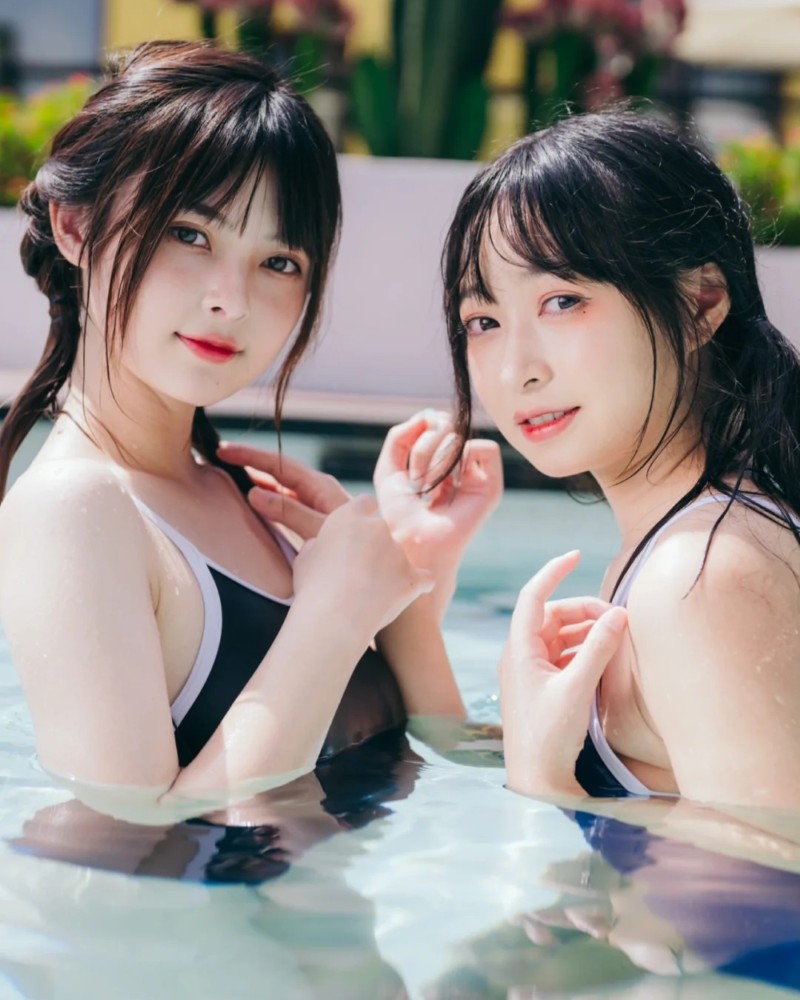 Ảnh Gái Nhật mặc bikini 17