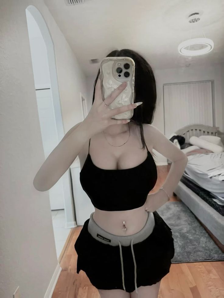 hình Gái vú to 16