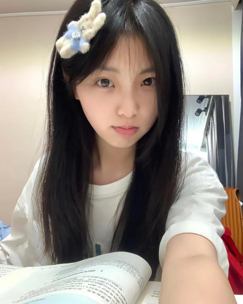 Ảnh gái xinh cấp 2 1