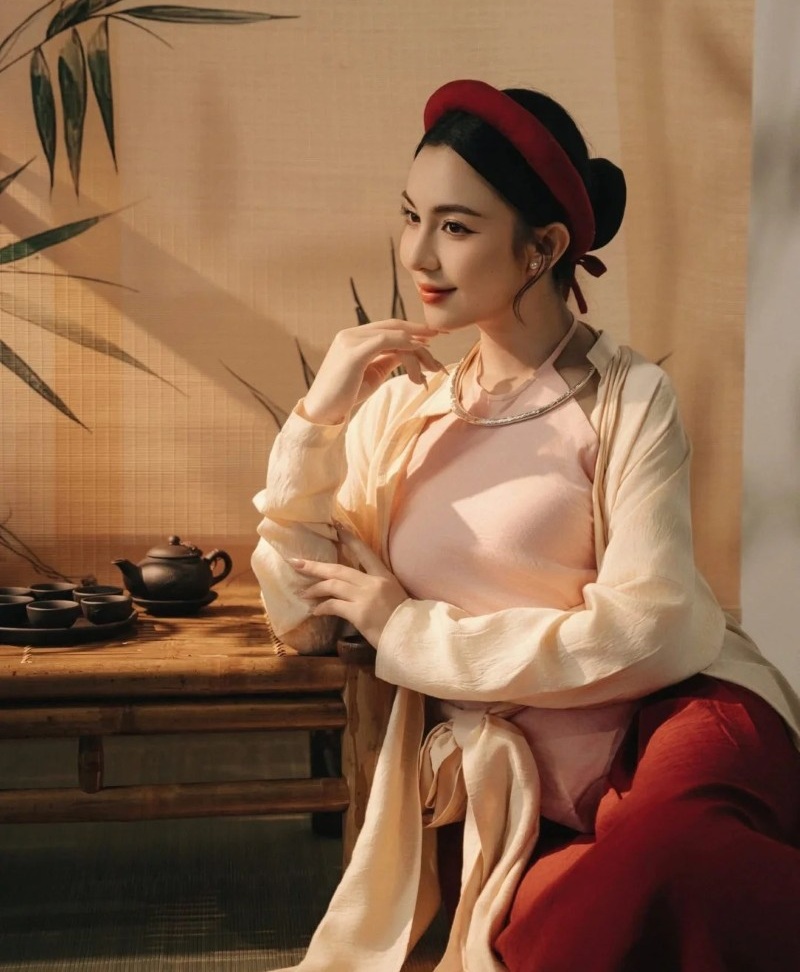 gái xinh mặc áo dài 23