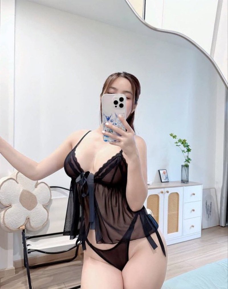 ảnh gái xinh mặc đồ ngủ 28