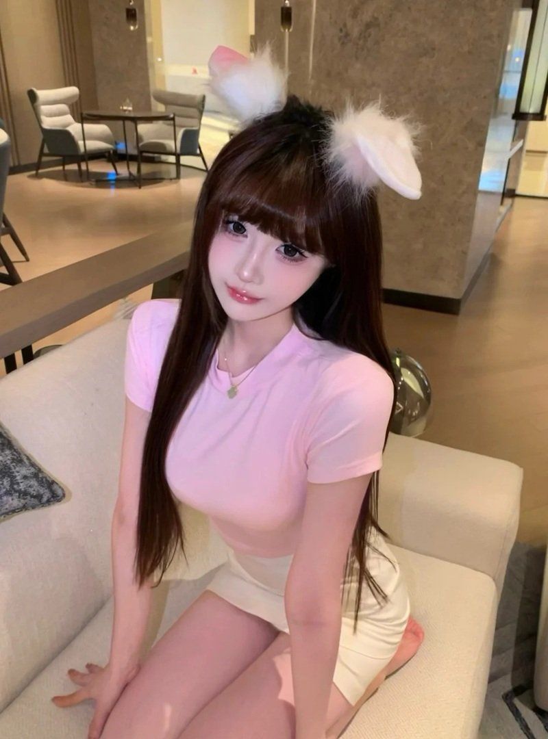 ảnh gái xinh mặc pinky 32