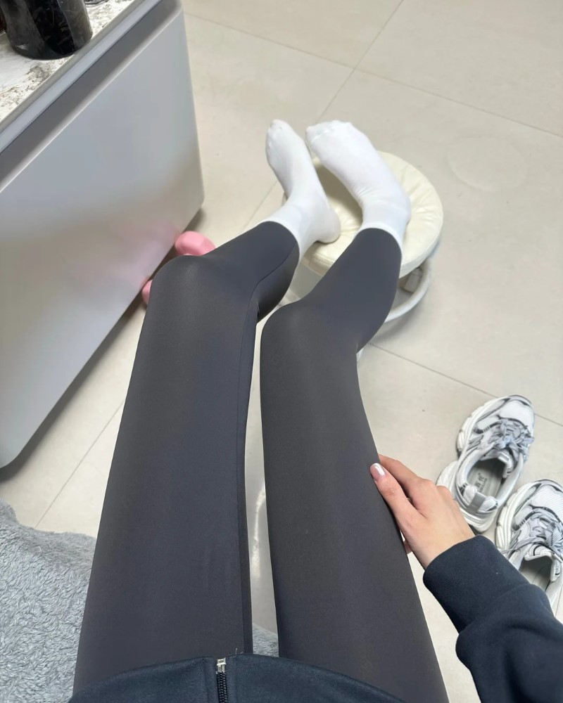 gái xinh mặc quần bó sát 31