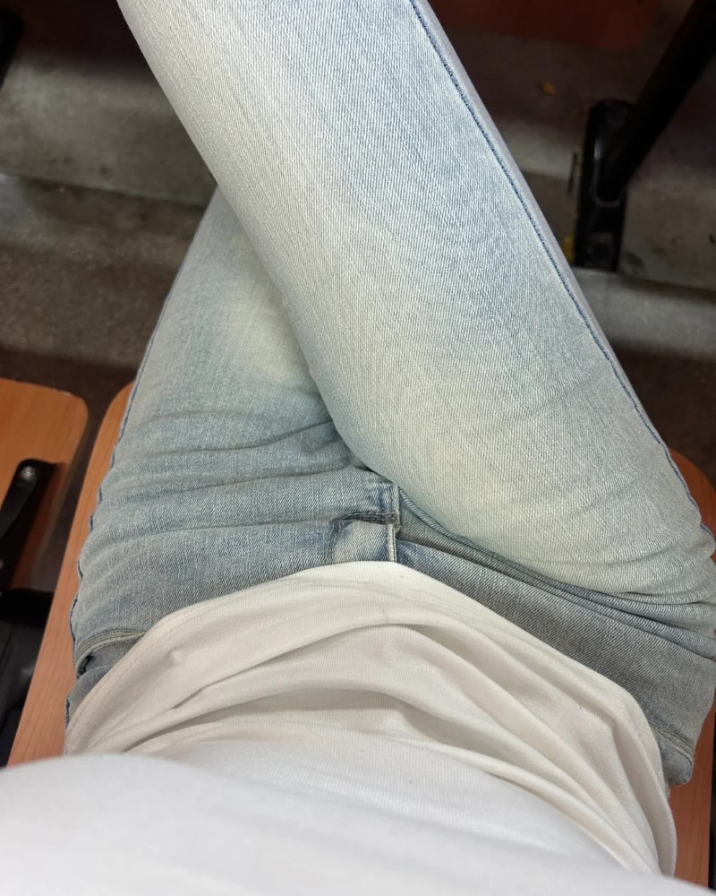 gái xinh mặc quần bó sát 17