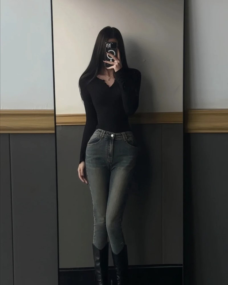 gái xinh mặc quần bó sát 13