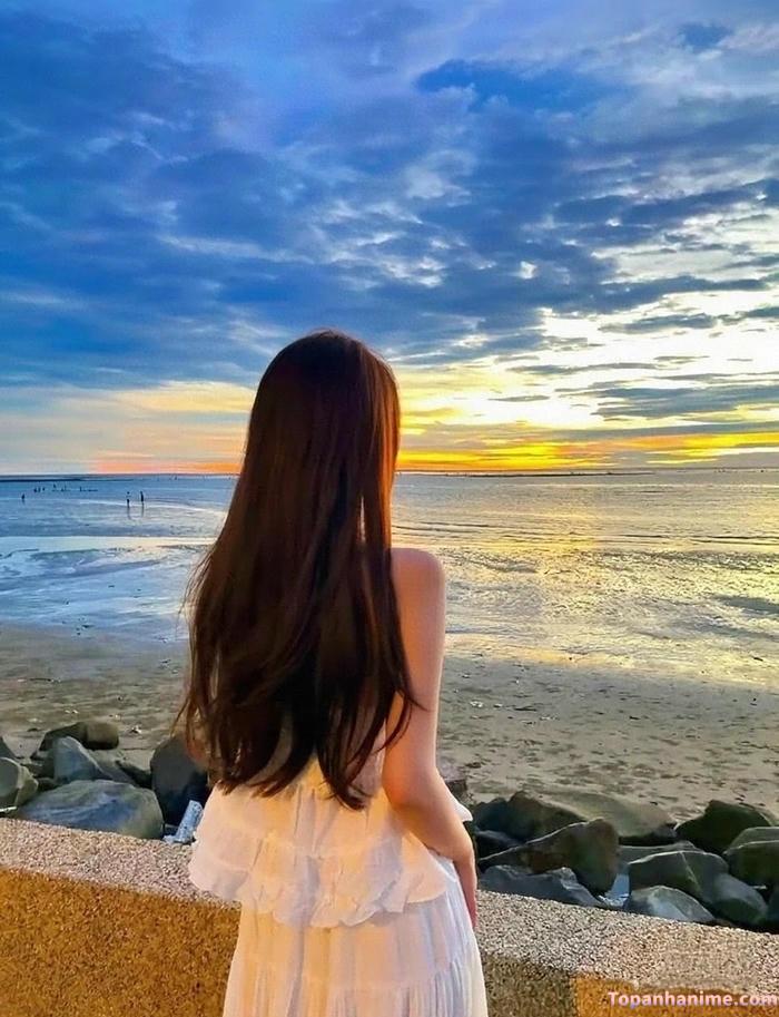 ảnh cô gái quay lưng 35