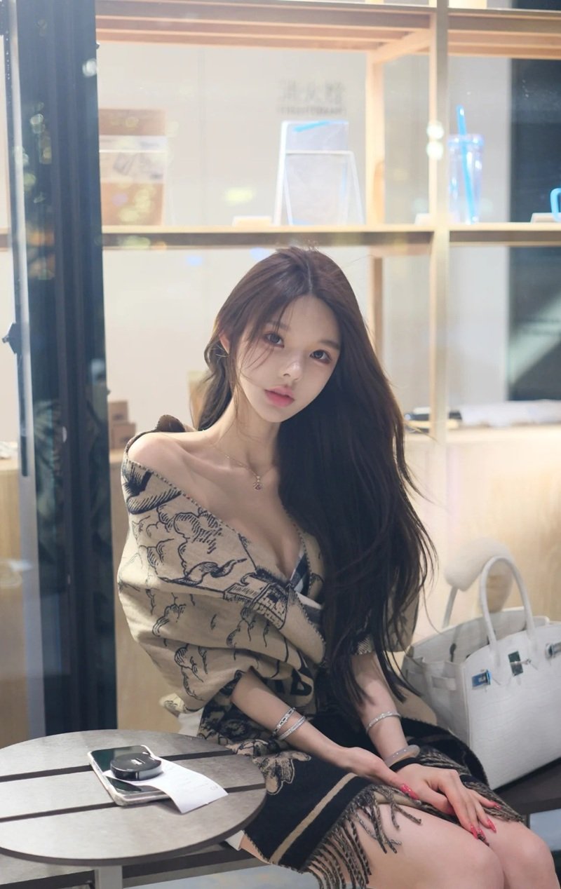 ảnh gái xinh tóc dài 41