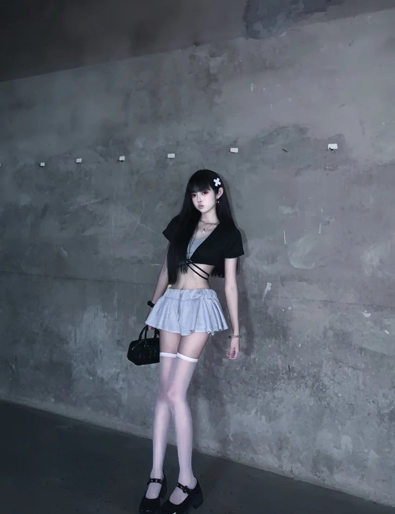 gái xinh trung quốc mặc váy ngắn 10