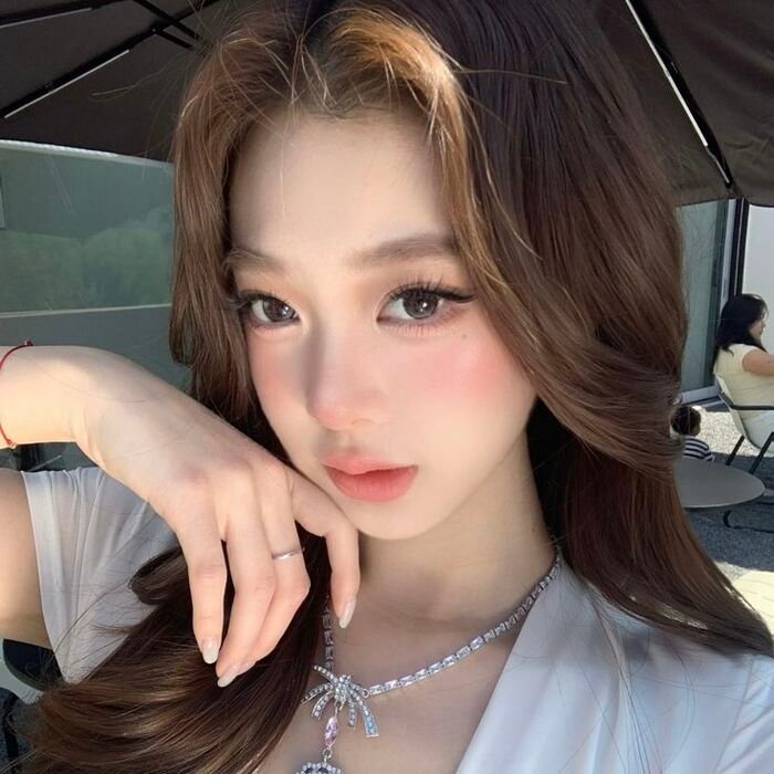 Girl DP for WhatsApp 13